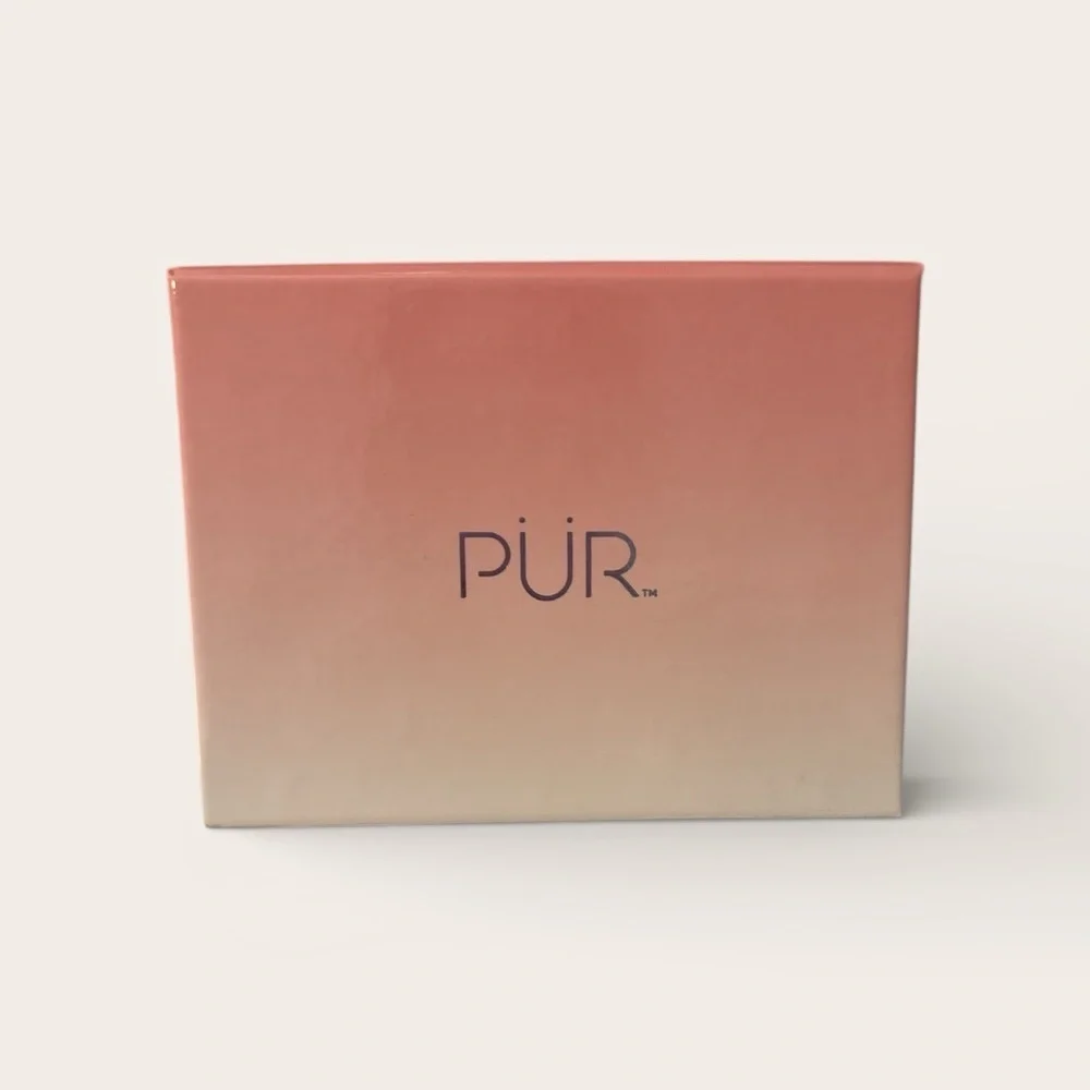 PÜR On Point Wednesday Eyeshadow Palette - Copper and Bronze Hues